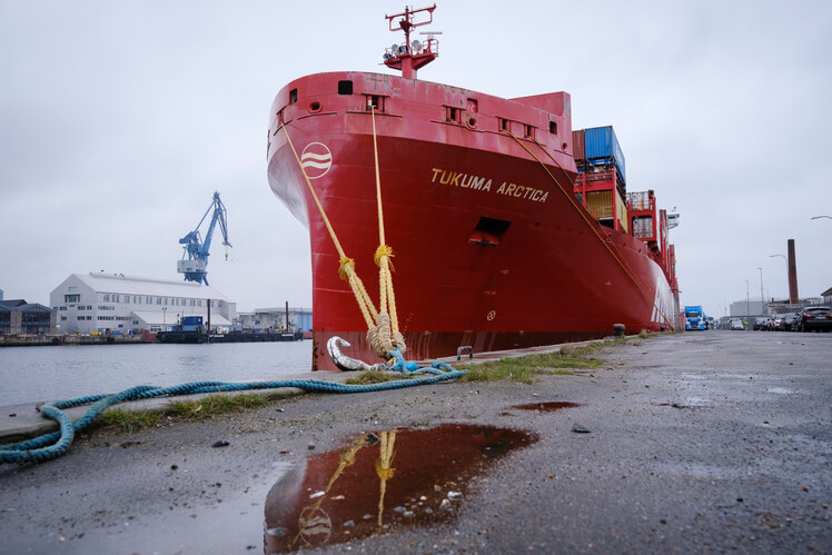 Tukuma Arctica is in Aarhus every three weeks as part of the regular round trip between Greenland, Iceland, the Faroe Islands and Denmark.